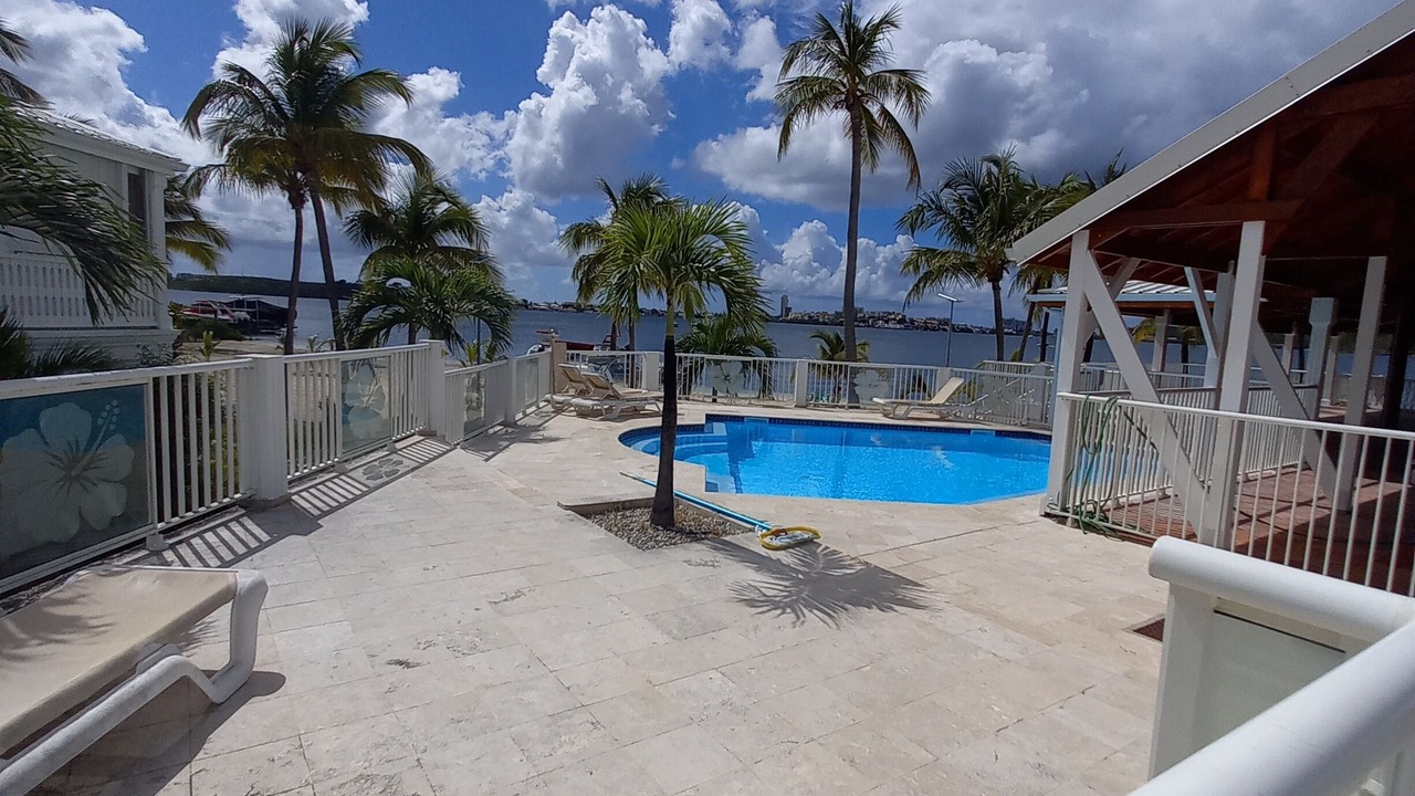 Photo of Outdoor in Nettle Bay