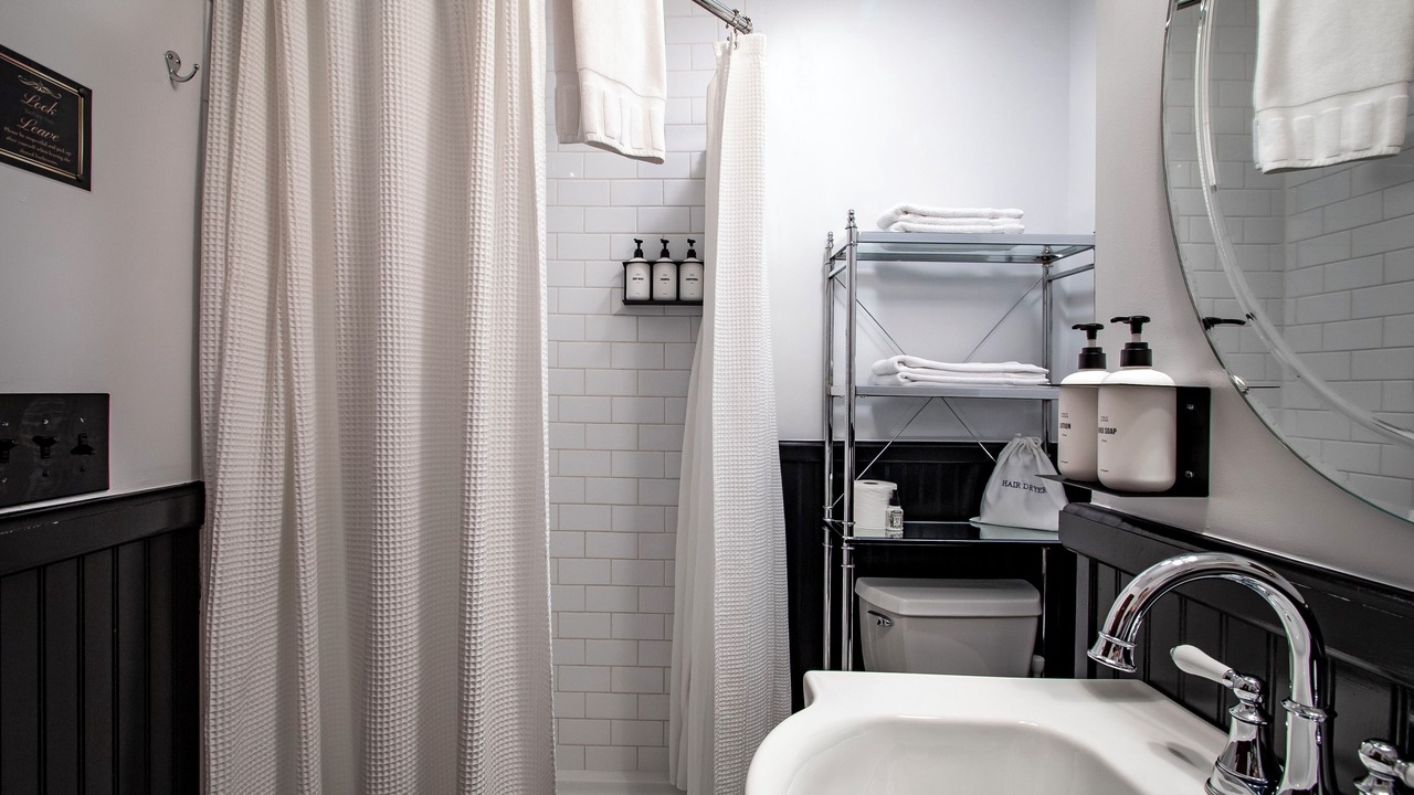 Photo of Bathroom in Packwood