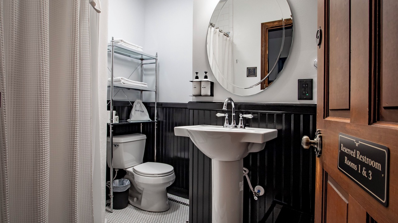 Photo of Bathroom in Packwood