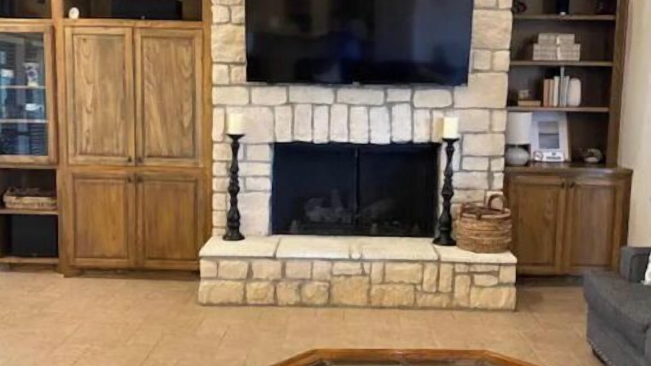 Photo of Livingroom in Cedar Hill