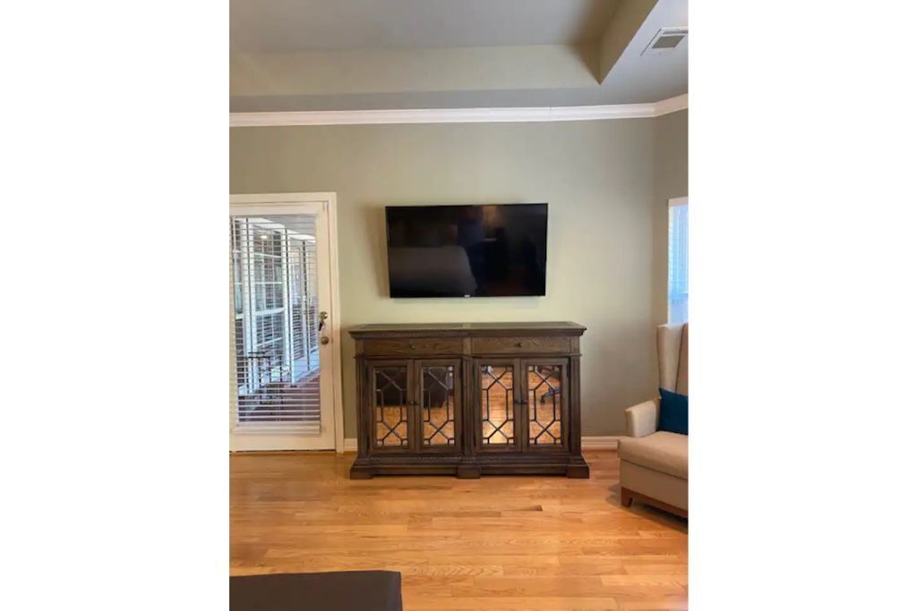 Photo of Livingroom in Cedar Hill