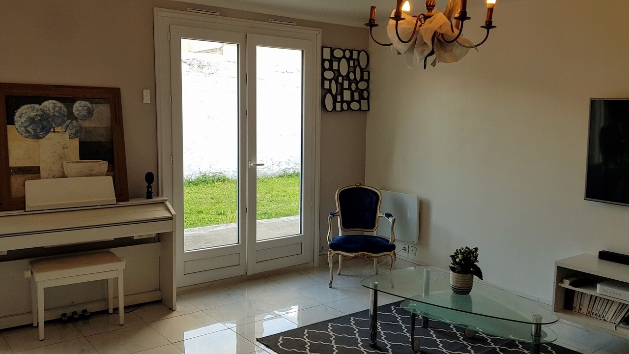 Photo of Livingroom in Bezons