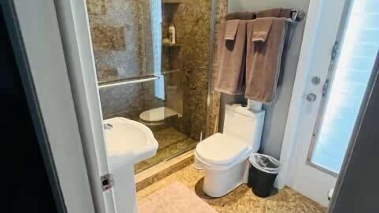 Photo of Bathroom in Coral Heights