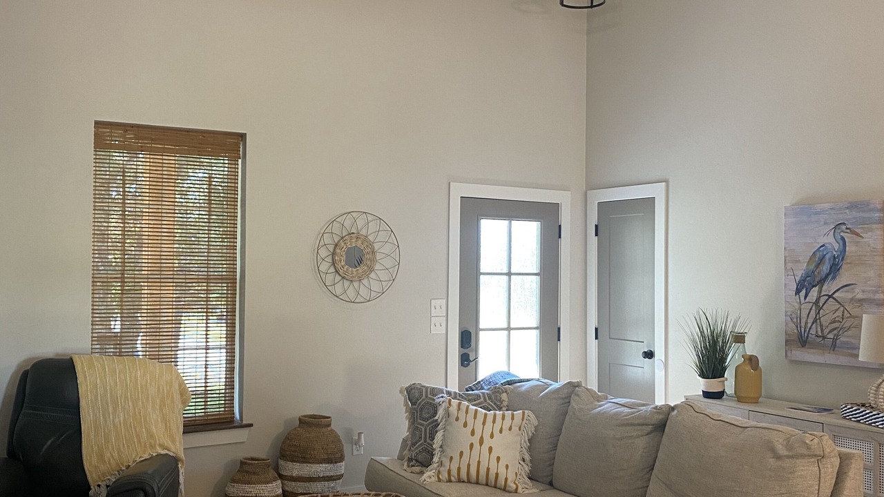 Photo of Livingroom in Sulphur