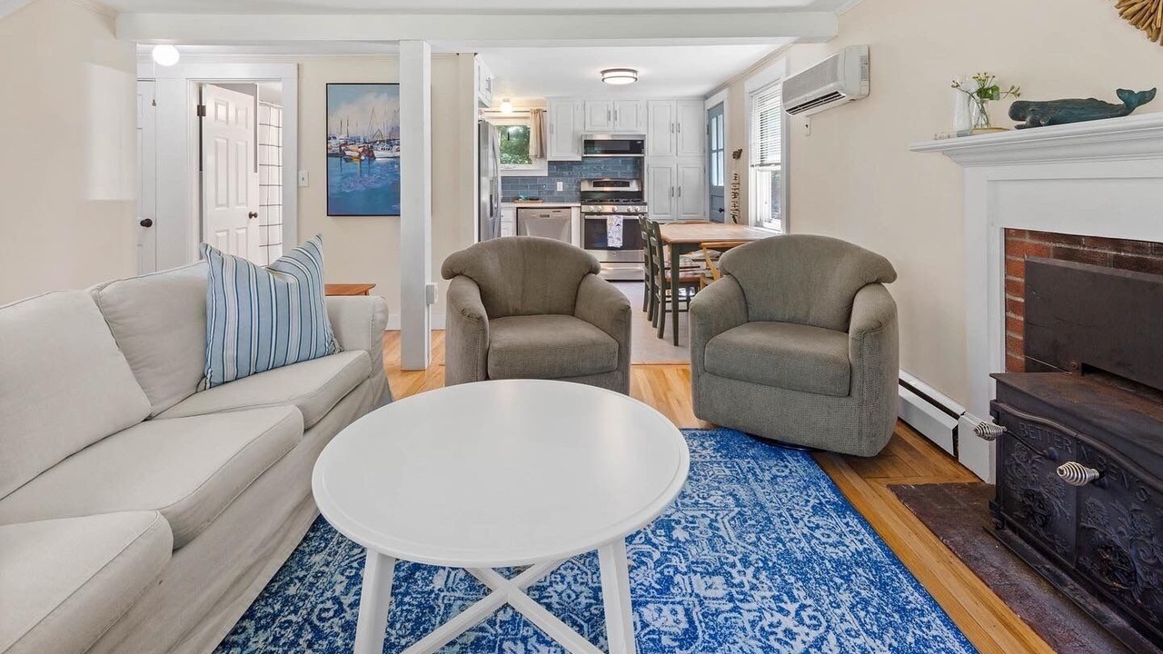 Photo of Livingroom in West Harwich