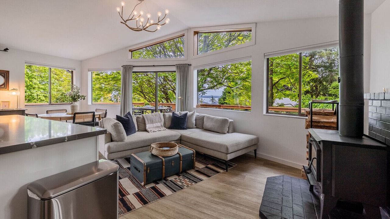 Photo of Bedroom in Clinton