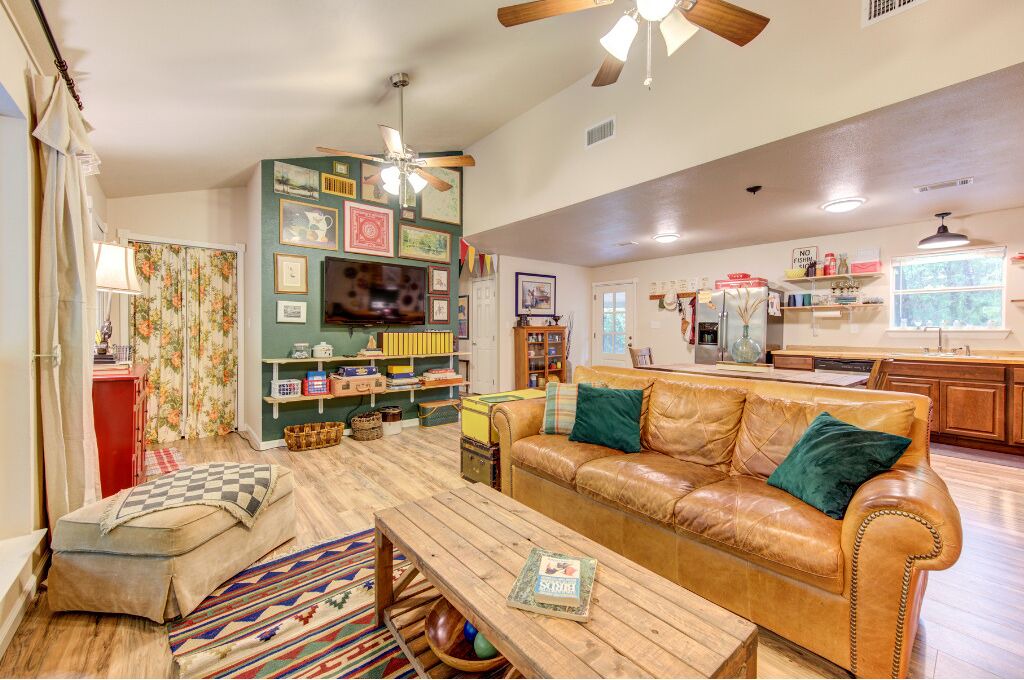 Photo of Livingroom in Riverside