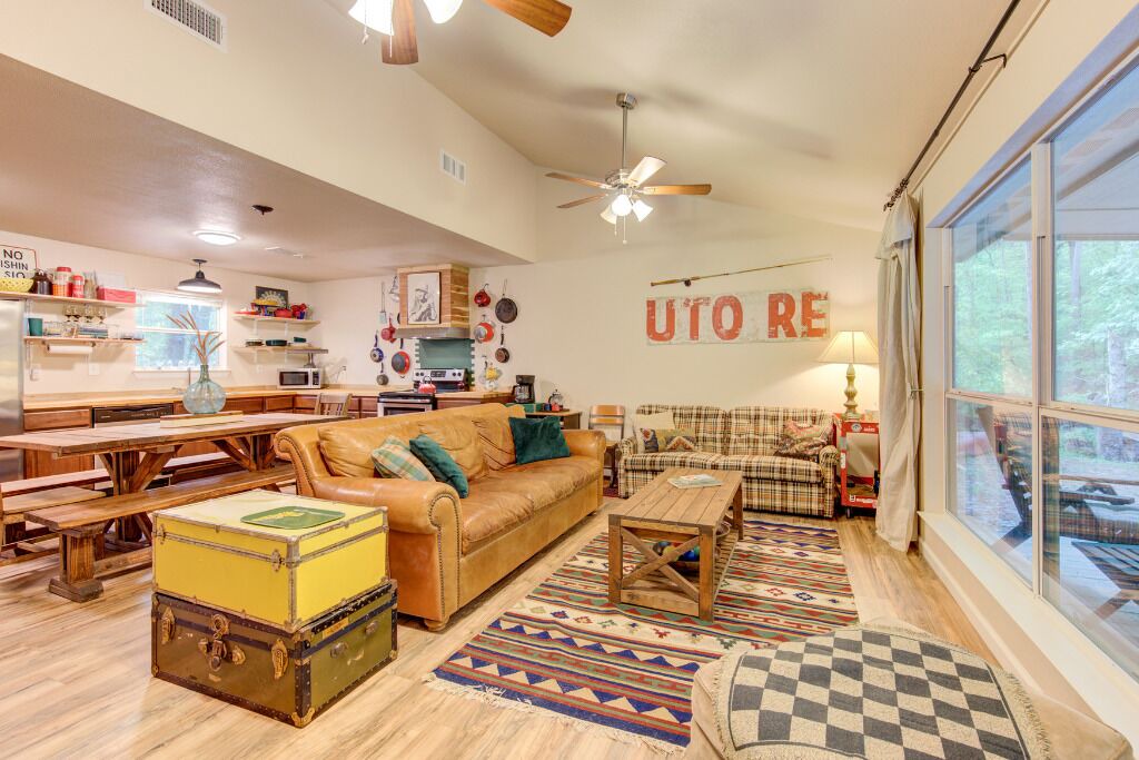 Photo of Livingroom in Riverside