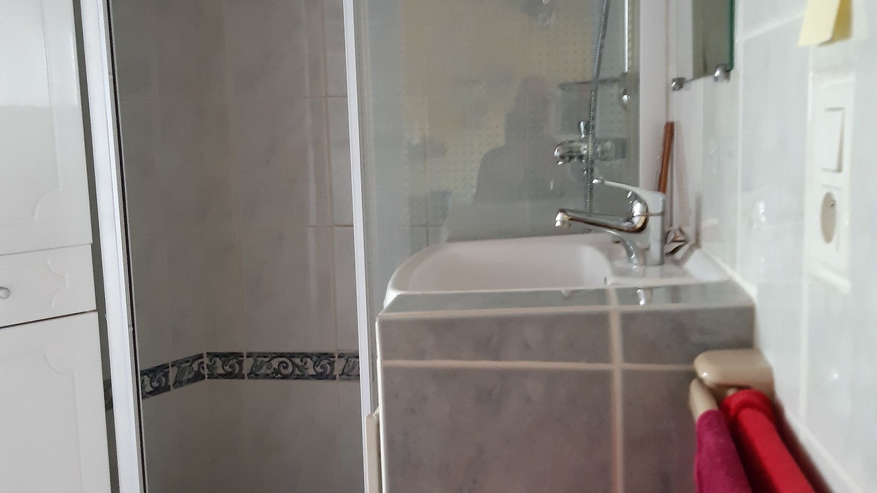 Photo of Bathroom in Pezens