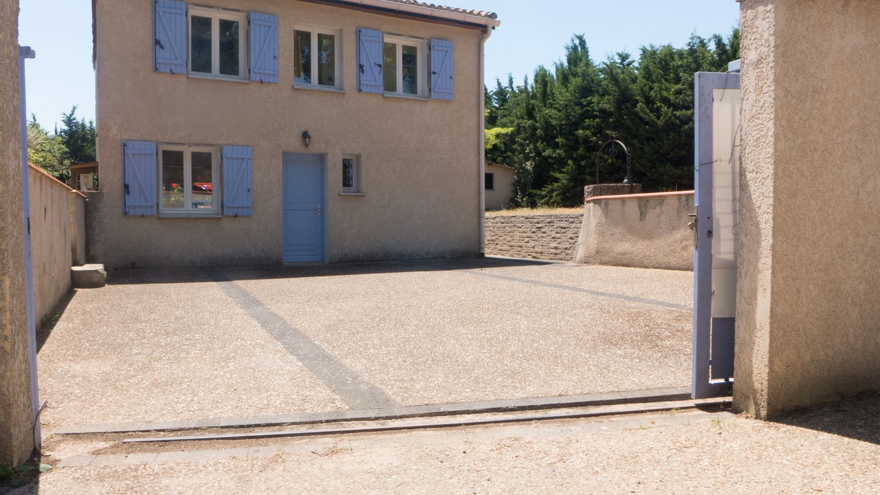 Photo of Outdoor in Azille