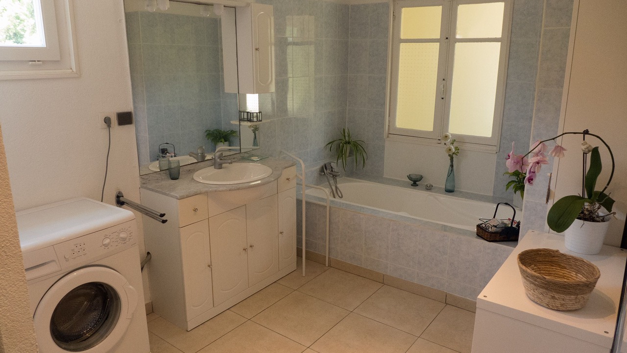 Photo of Bathroom in Azille