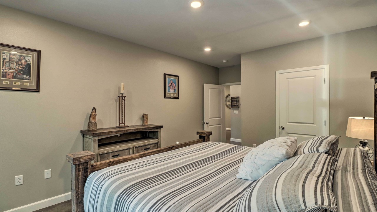 Photo of Bedroom in Bull Shoals
