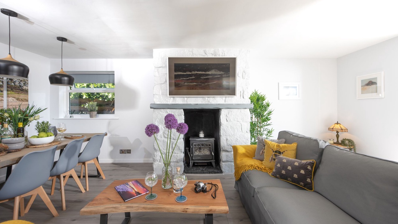 Photo of Livingroom in Praa Sands