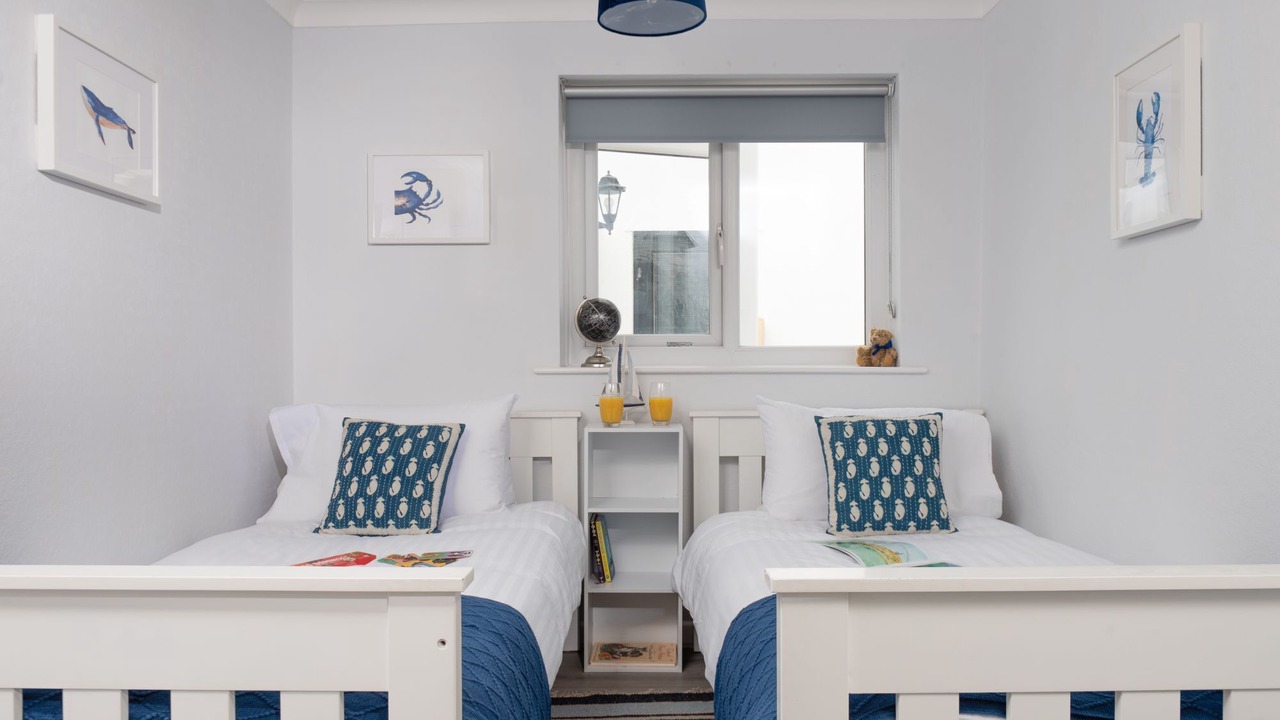 Photo of Bedroom in Praa Sands