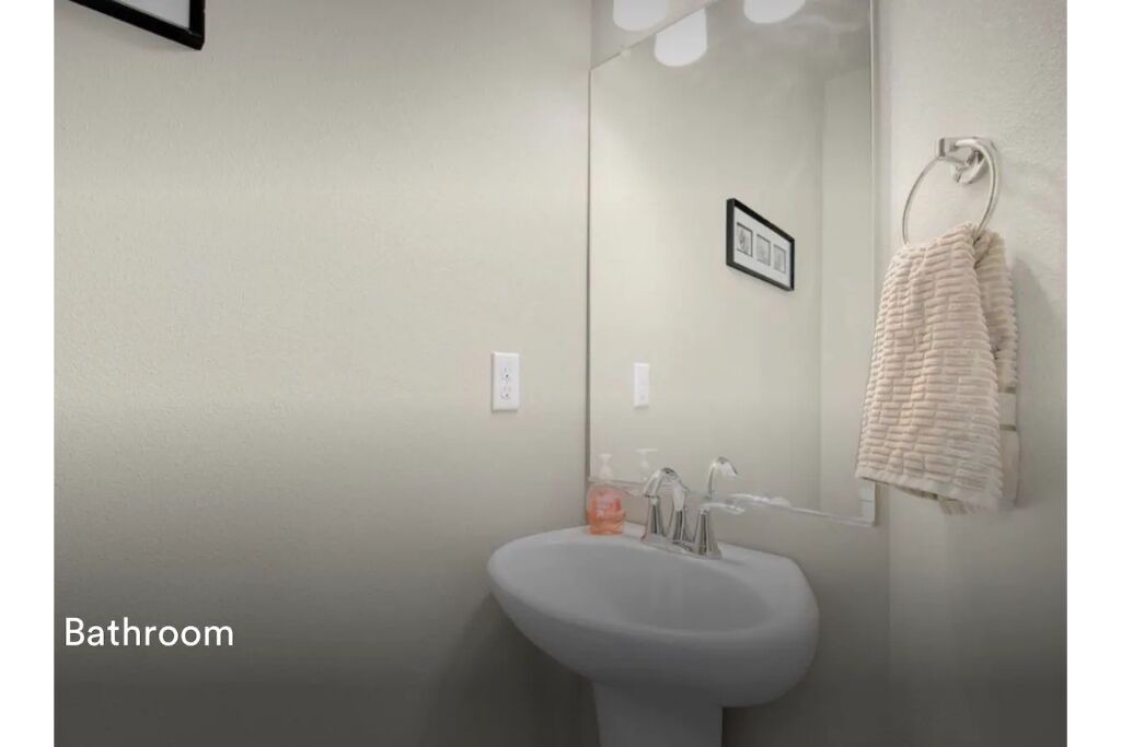 Photo of Bathroom in Pleasant Valley