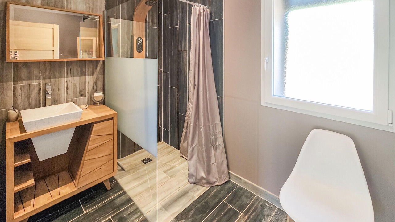 Photo of Bathroom in Saint-Jean-de-Minervois