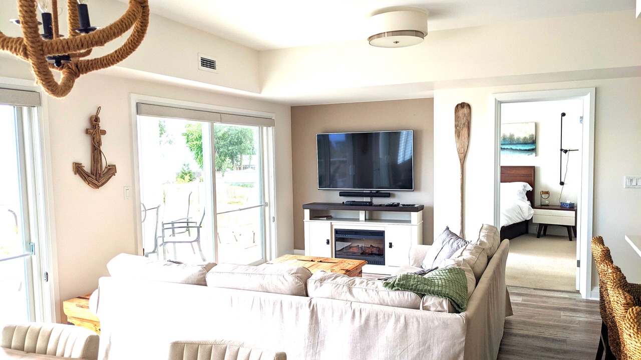 Photo of Livingroom in Long Point