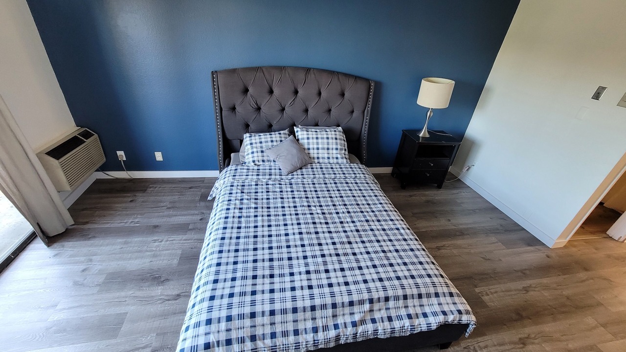 Photo of Bedroom in Beverly Hills