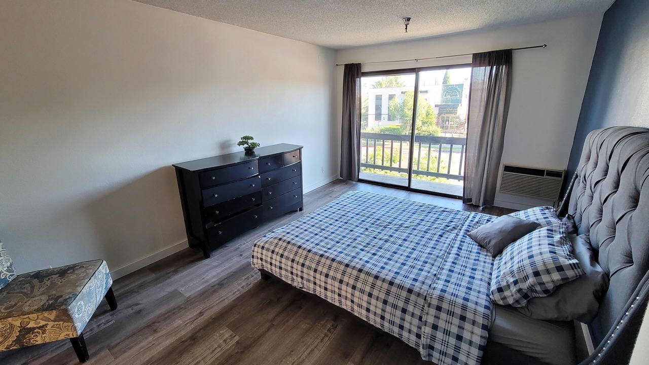 Photo of Bedroom in Beverly Hills