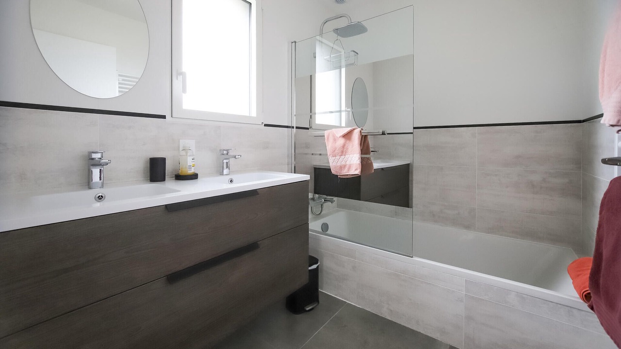 Photo of Bathroom in Saint-Pabu