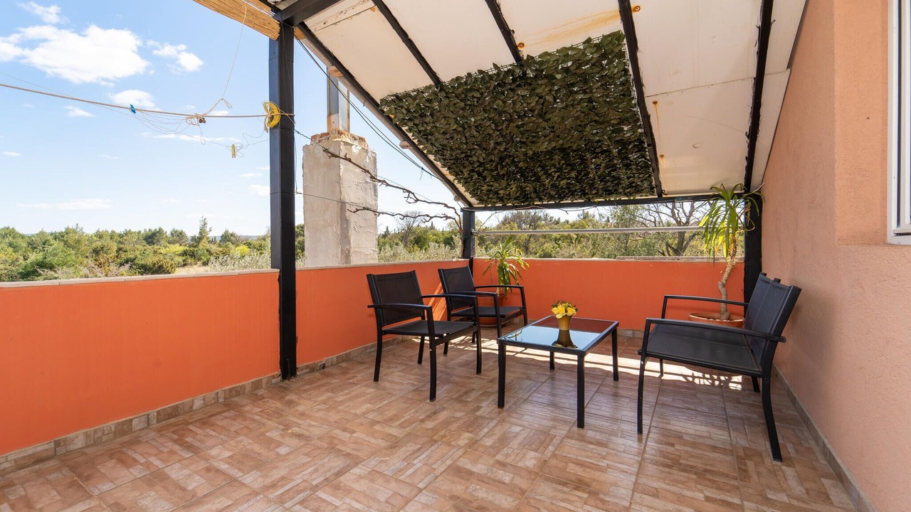 Photo of Patio Balcony in Donji Karin