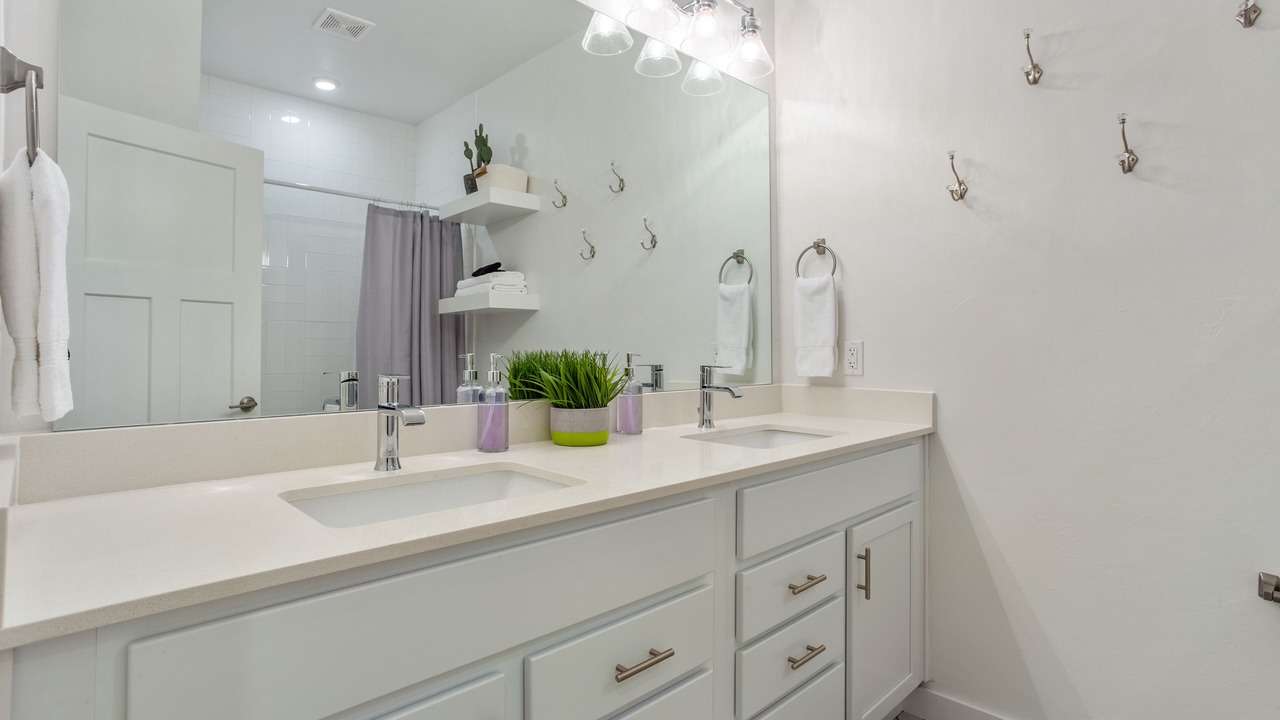 Photo of Bathroom in Central Oklahoma City