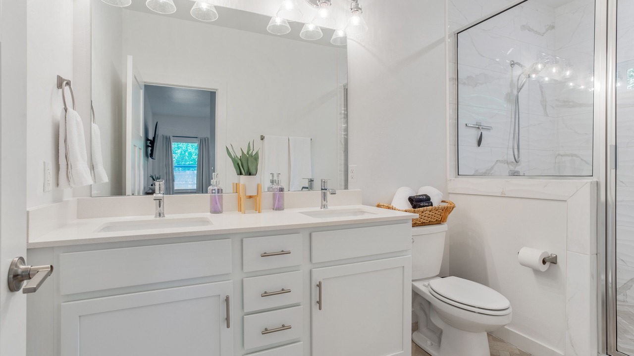 Photo of Bathroom in Central Oklahoma City