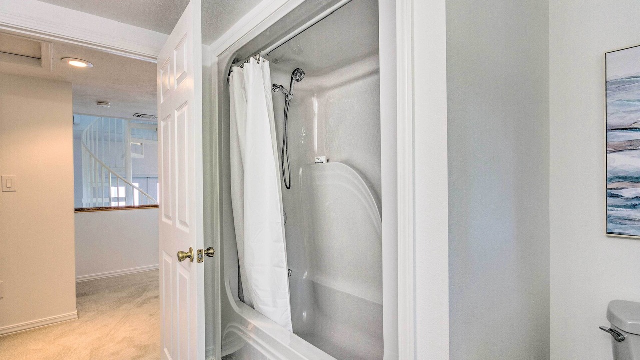 Photo of Bathroom in Niceville