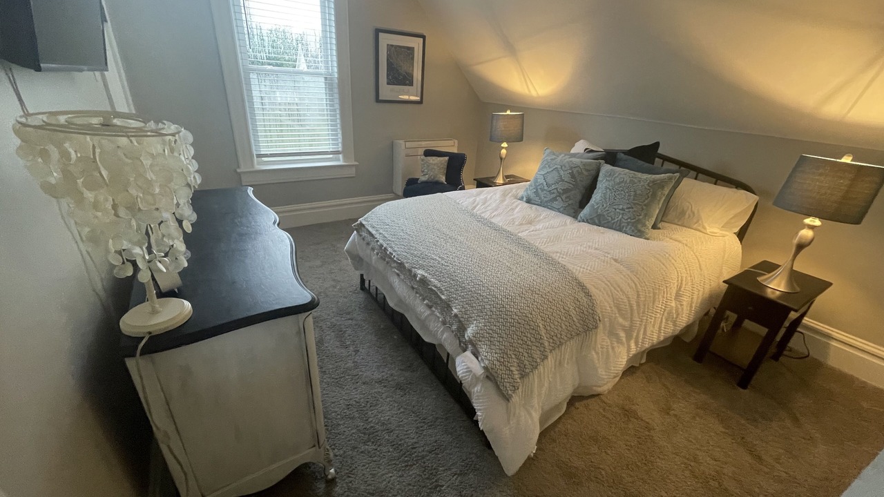 Photo of Bedroom in Belleville
