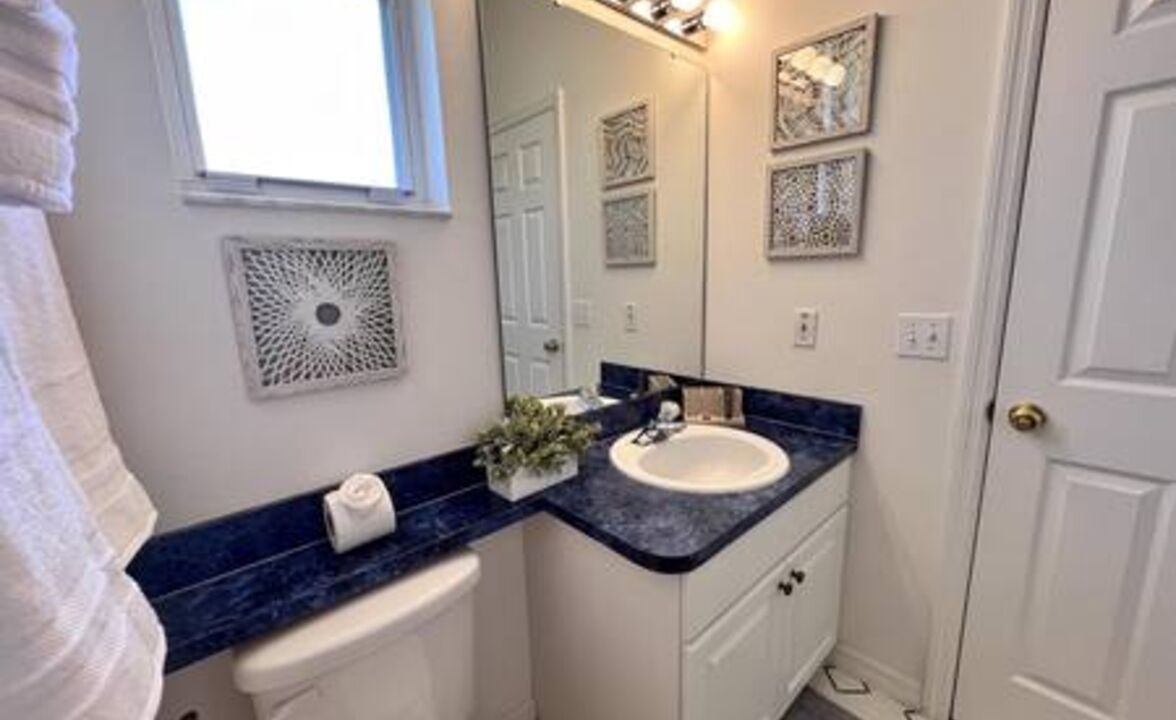 Photo of Bathroom in Sunset Lakes