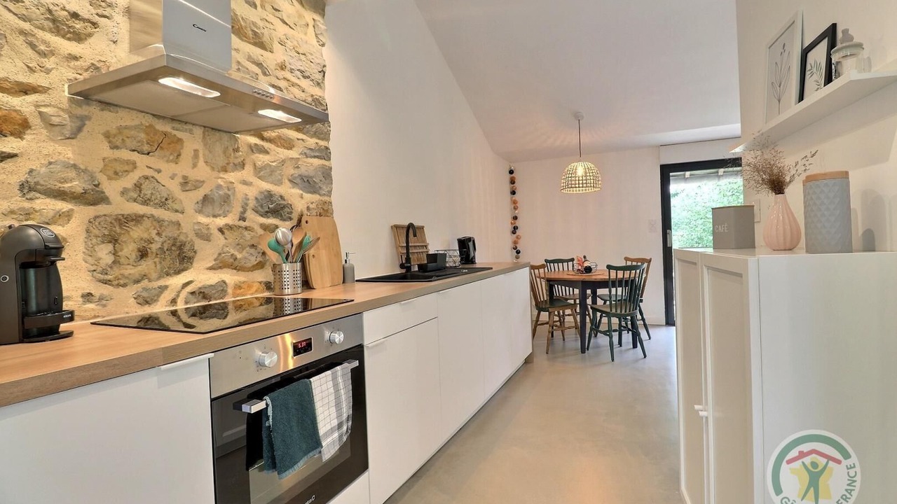 Photo of Kitchen in Saint-Georges-de-Chesne