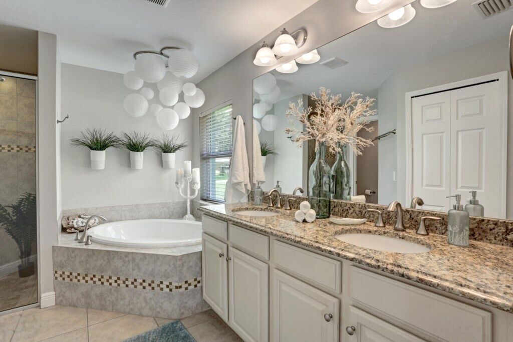 Photo of Bathroom in Yacht Club