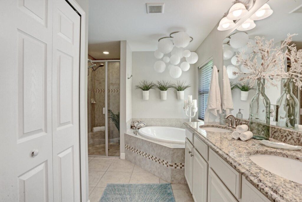 Photo of Bathroom in Yacht Club