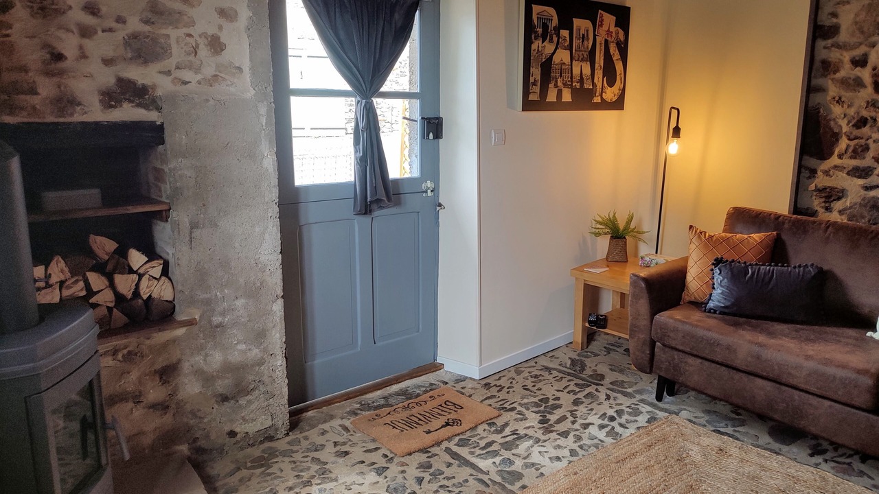Photo of Livingroom in Saint-Pardoux-Corbier