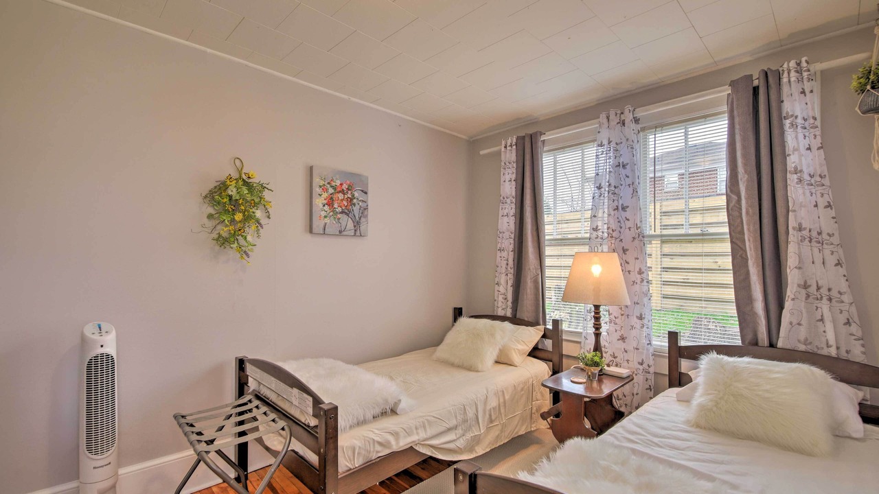 Photo of Bedroom in Jefferson City
