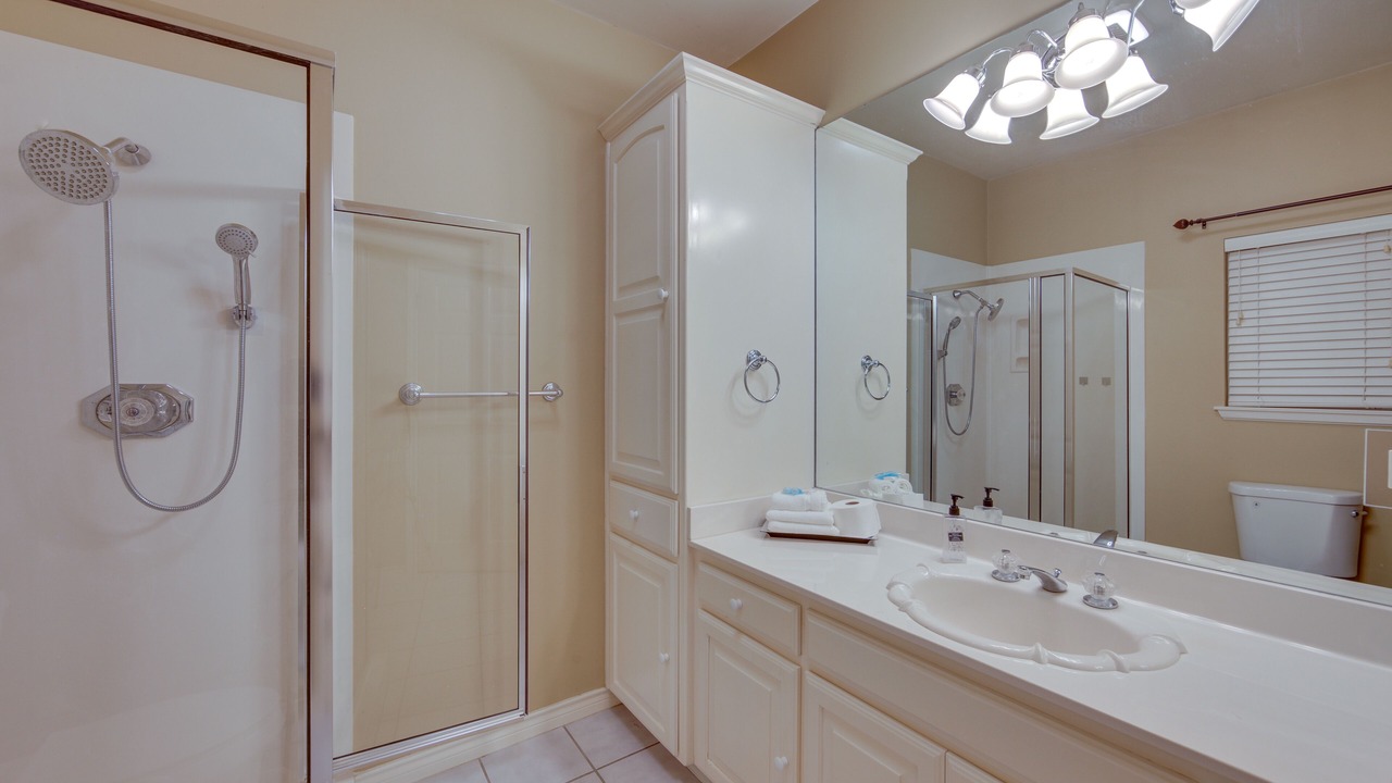 Photo of Bathroom in Hawkins