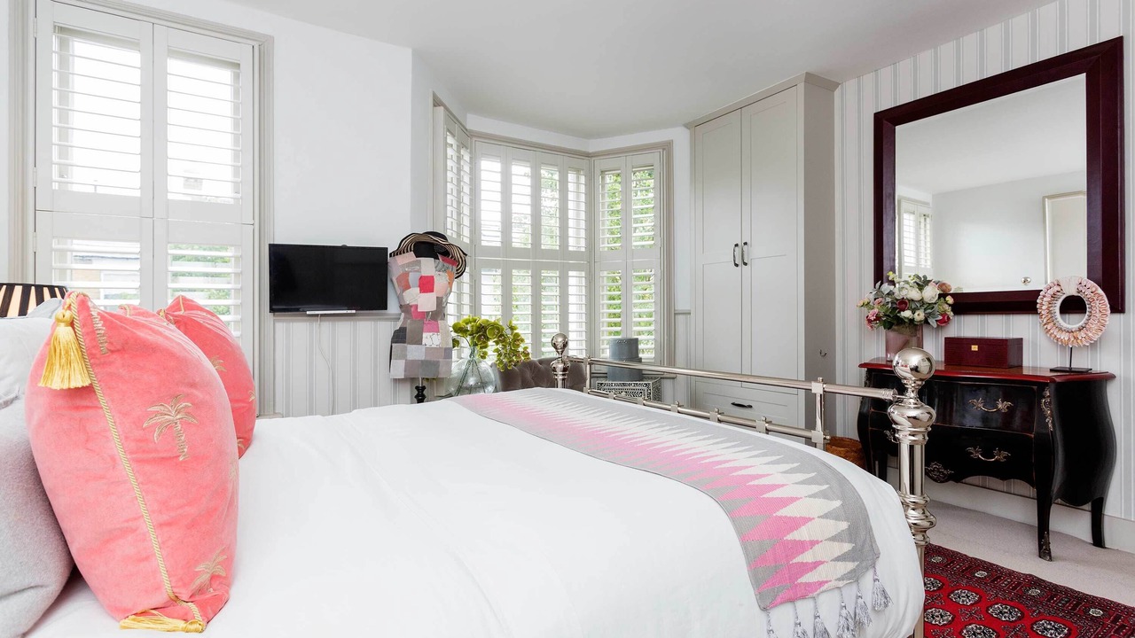 Photo of Bedroom in Town