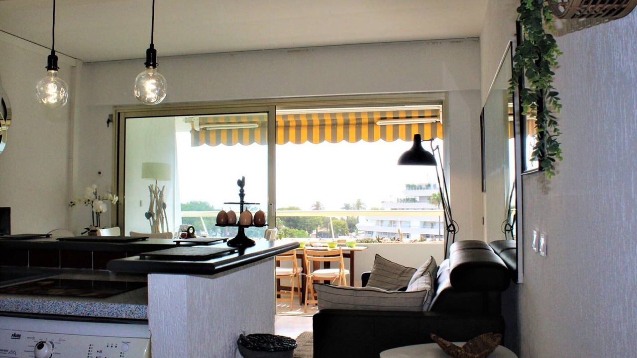 Photo of Others in Villeneuve Loubet Beach