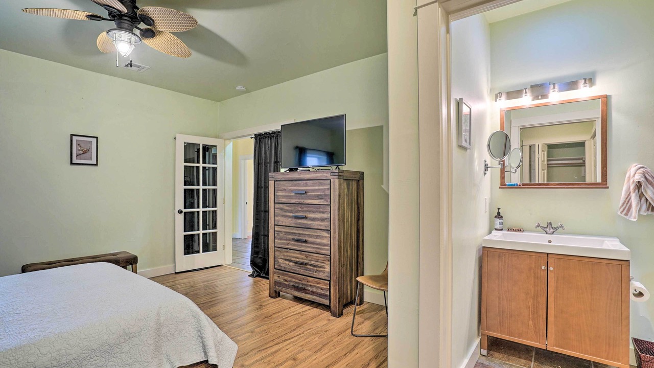 Photo of Bedroom in Mesilla Park