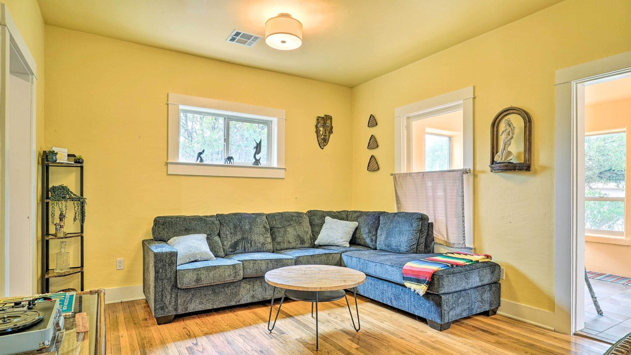 Photo of Livingroom in Mesilla Park
