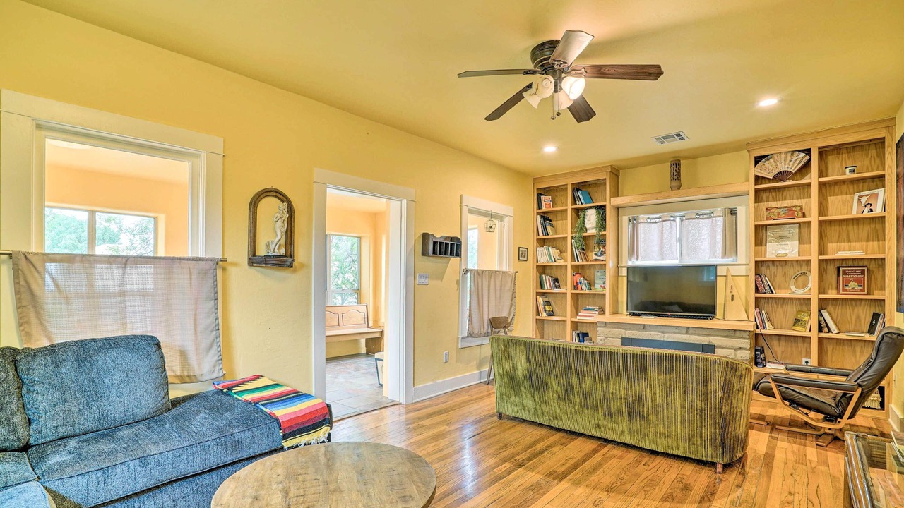 Photo of Livingroom in Mesilla Park
