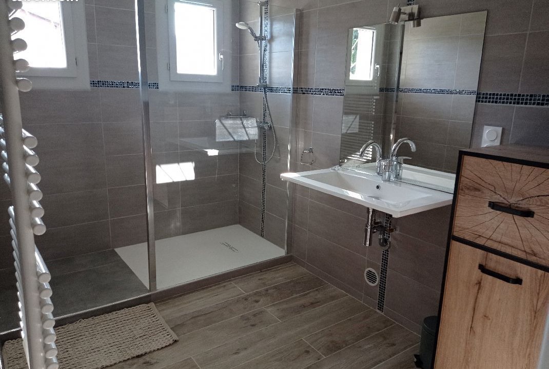 Photo of Bathroom in Brison-Saint-Innocent