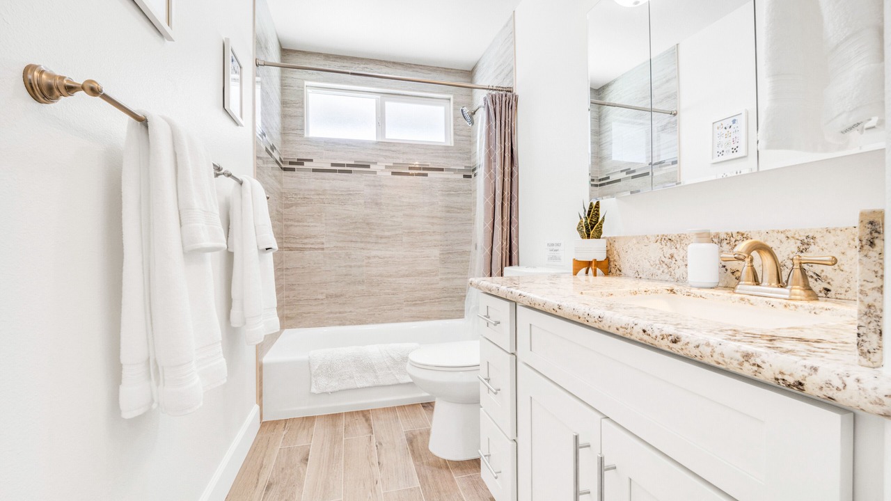 Photo of Bedroom in Waianae