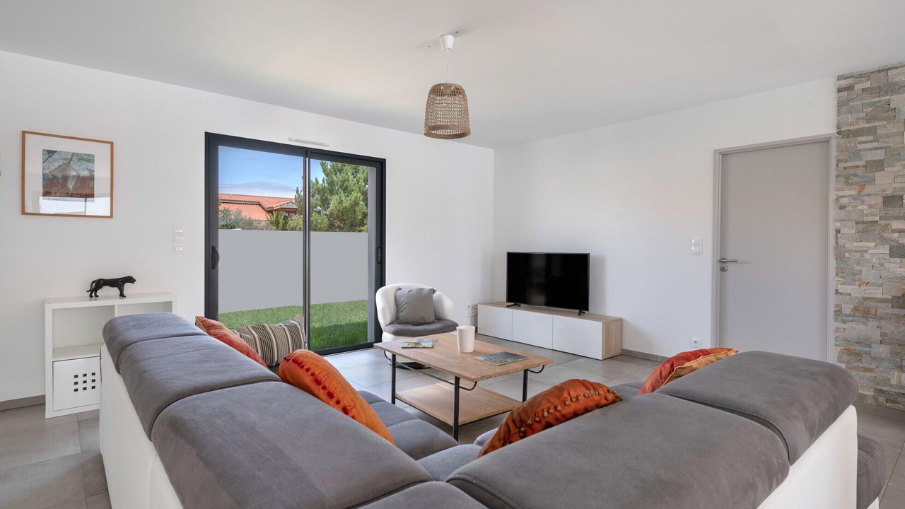 Photo of Livingroom in La Plaine-sur-Mer
