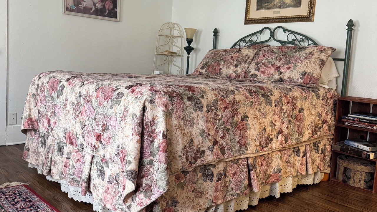 Photo of Bedroom in Roanoke