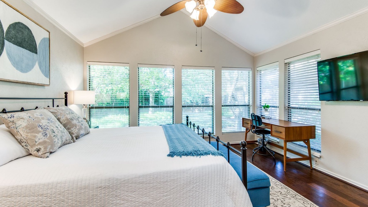 Photo of Bedroom in Carrollton