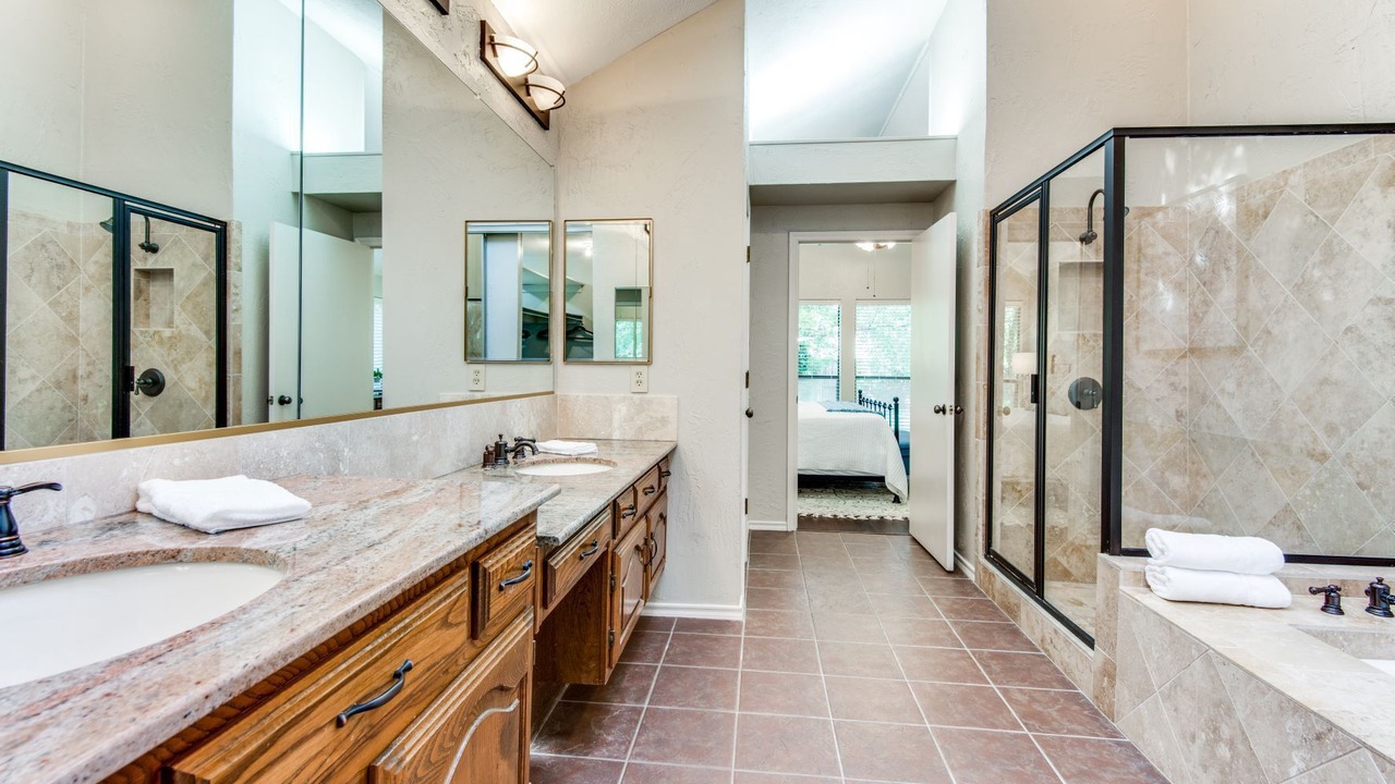 Photo of Bathroom in Carrollton