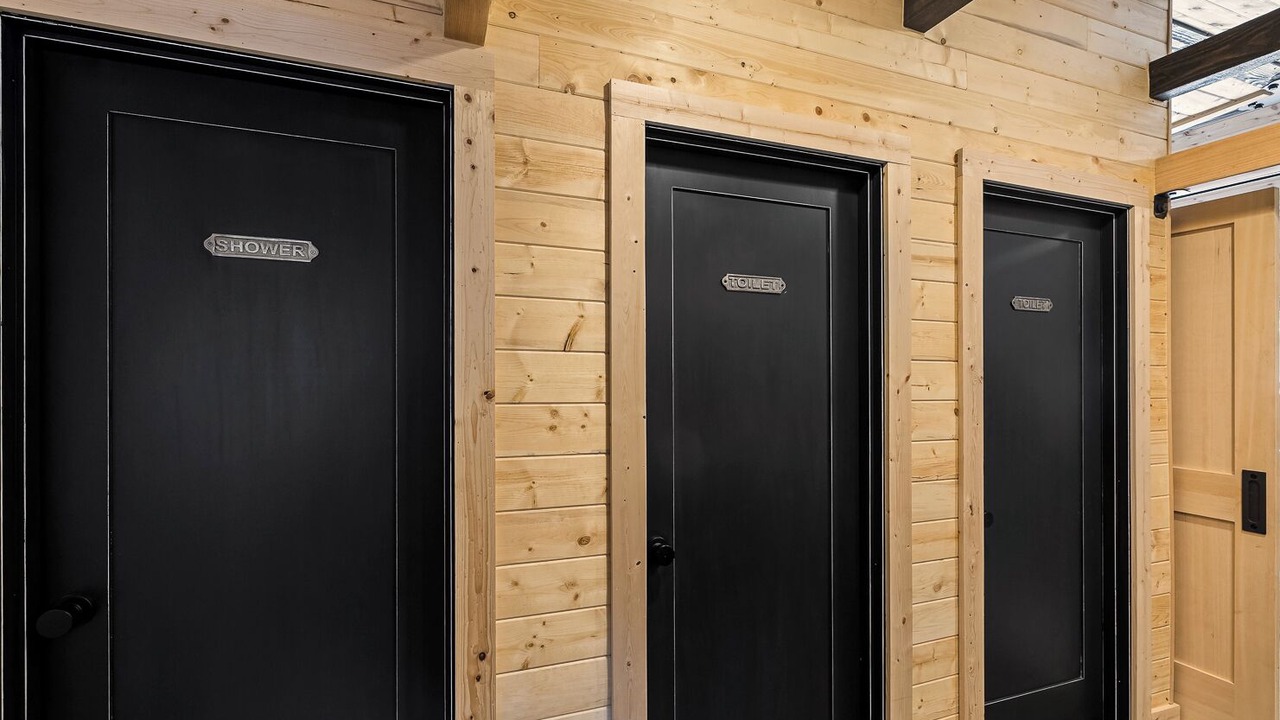 Photo of Others in Monroe