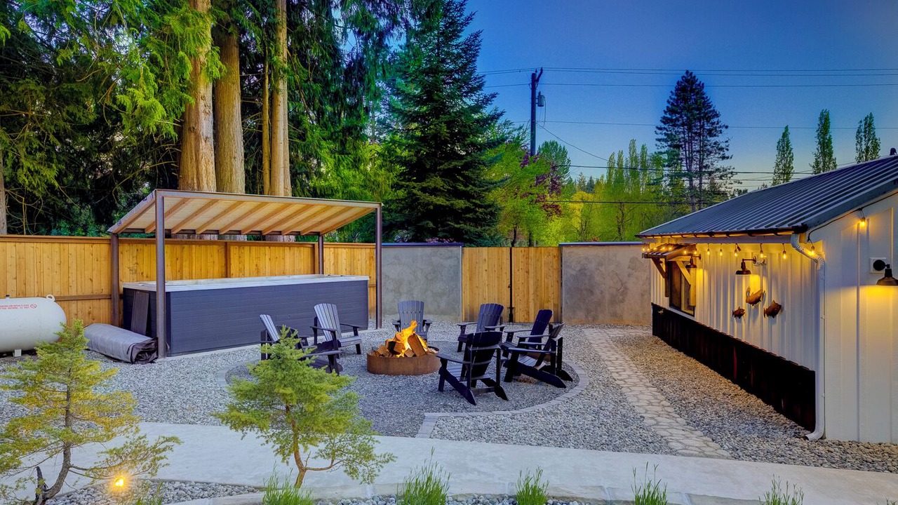 Photo of Outdoor in Monroe