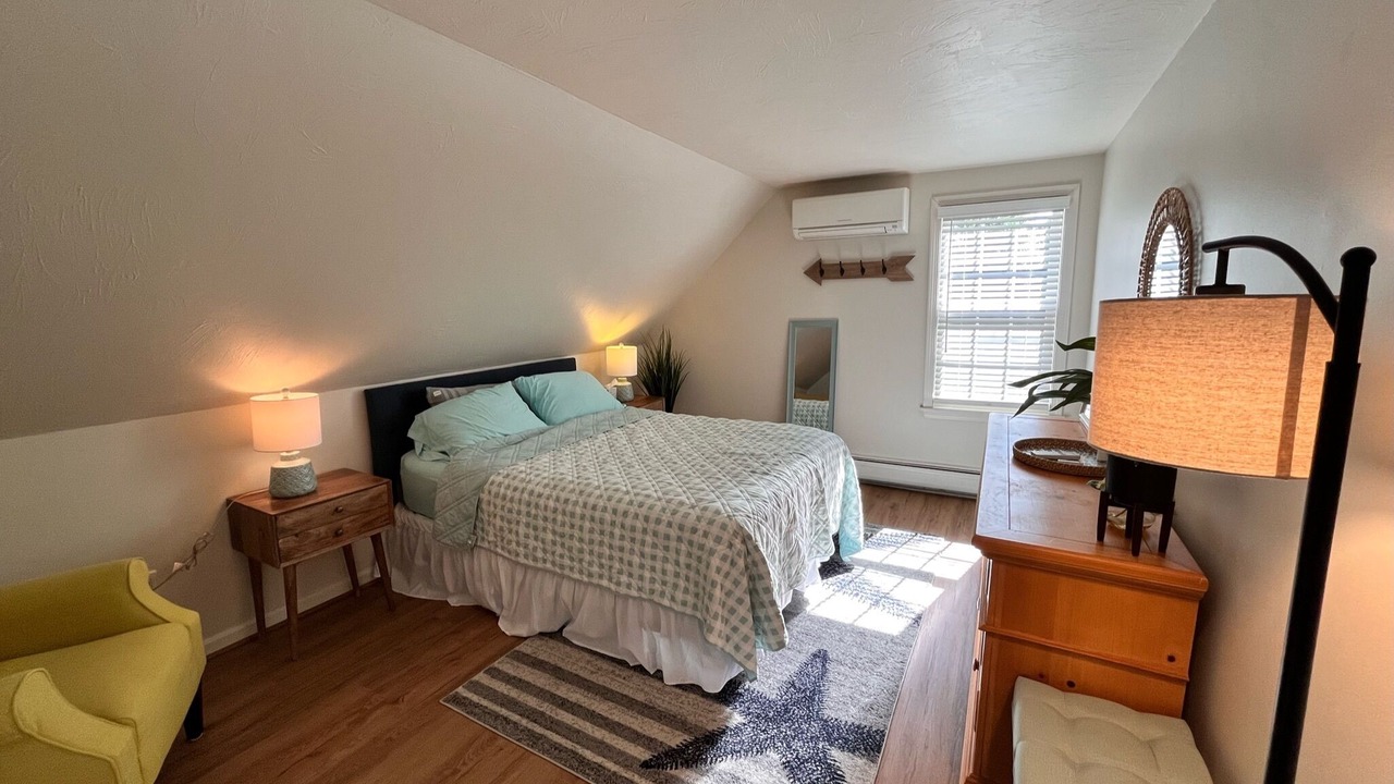 Photo of Bedroom in Cotuit